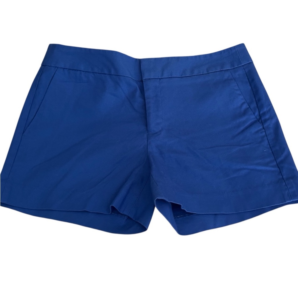 Banana Republic Hampton Fit Blue Shorts
NWT